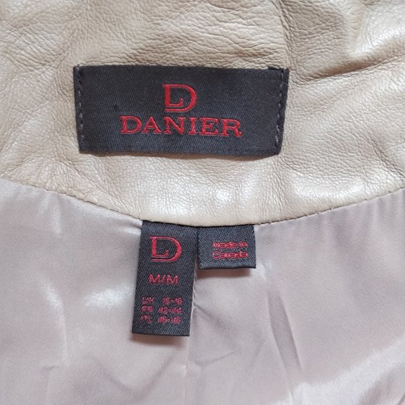 Camel-Coloured Danier Genuine Leather Jacket - Picture 5 of 7
